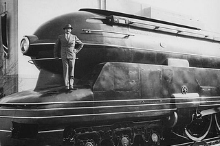 Illustration for article titled Raymond Loewy